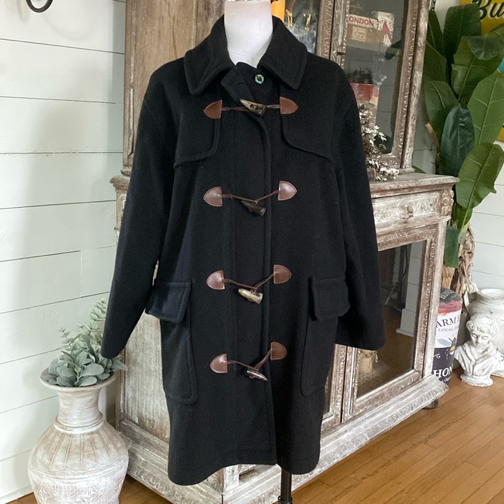 BURBERRY'S LUXURY BLACK WOOL COAT JACKET TOGGLE LARGE MADE IN USA - Picture 1 of 13
